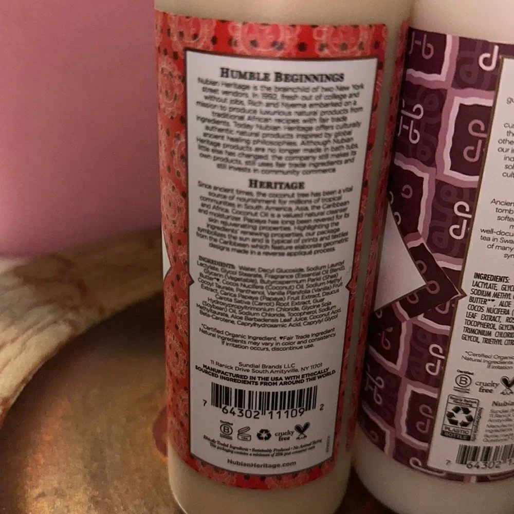 Nubian Heritage 1 goat’s milk & 1 chai body wash & coconut & papaya wash